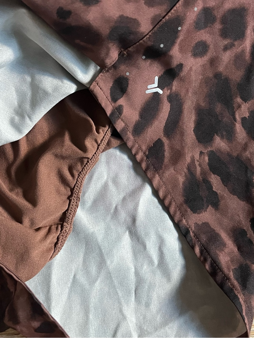 Brown Black Leopard Print Athletic Shorts size M - Picture 4 of 14